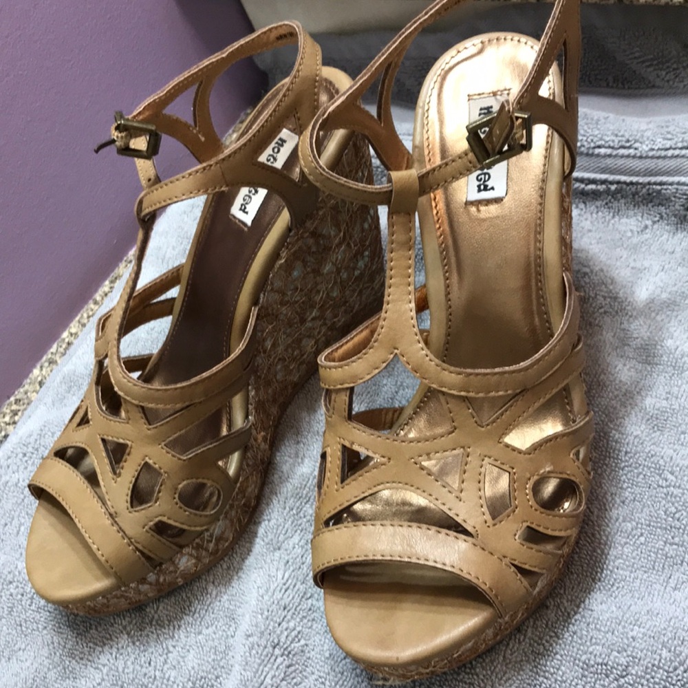 Wedge shoes. Size 7.5. Tan/ brown and silver wedge - Picture 2 of 3